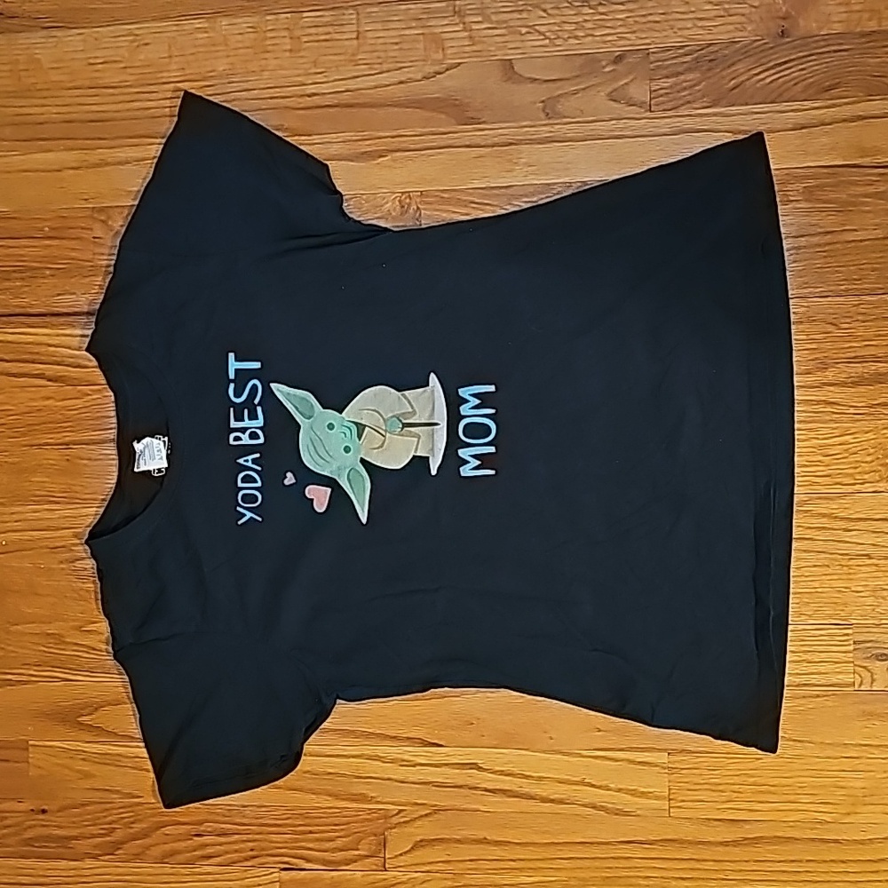 Yoda Best Mom Shirt. Star Wars. Women's Size Large.